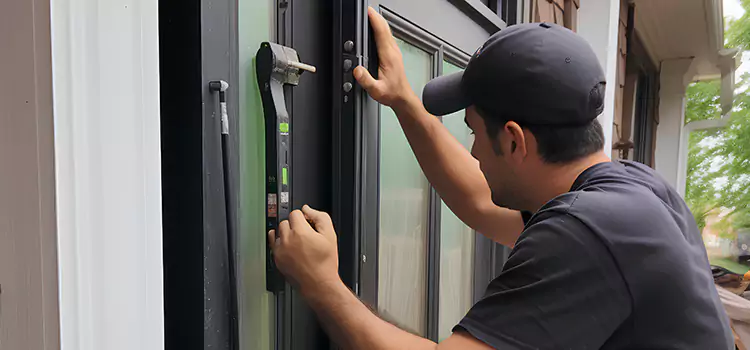Fix Latch on Sliding Door El Reno